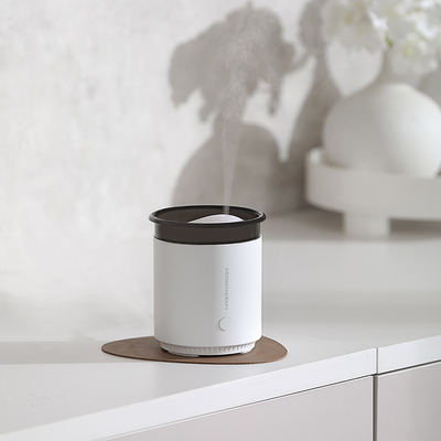 200ml de Luchtbevochtigeroem van Mini Portable Ultrasonic Aroma Diffuser Aromatherapy Privé-gebruik