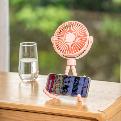 Oscillerende draagbare USB-ventilator 6 inch bureaustatief Clip op ventilator met 360 graden