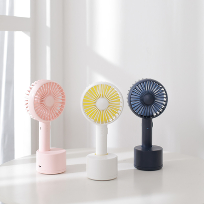 Het Navulbare Bureau op batterijen Auto Oscillerend Bemerkt Mini Handheld Fan van USB