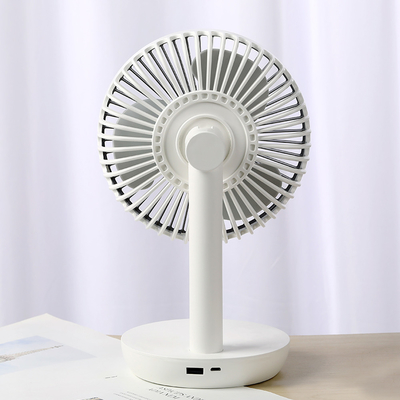 De draagbare Navulbare Ventilator die van de Lucht Circulatielijst uw Telefoon laden