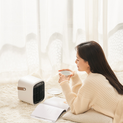 FCC RoHs Mini Portable Electric Heater 600W 900W Persoonlijk Wit Bureau