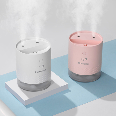 Kleurrijke Draagbare Navulbare de Autolader van de Luchtbevochtiger650ml Capaciteit 2000mAh